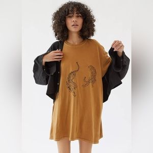 UO PROJECT SOCIAL T TIGER OVERDYED TSHIRT DRESS MUSTARD SZ S/M NWOT